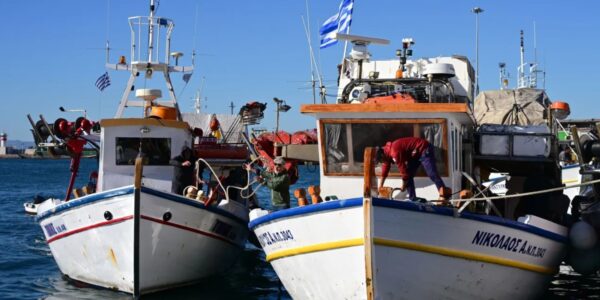 Νέο πακέτο στήριξής για τους Έλληνες αλιείς